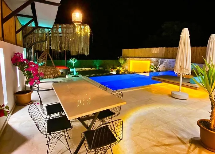 Caykoey 2 Bedroom Secluded With Private Pool Hot Tub * Kalkan