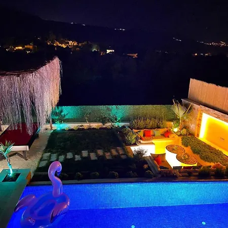 Villa çayköy 2 Bedroom Secluded With Private Pool Hot Tub